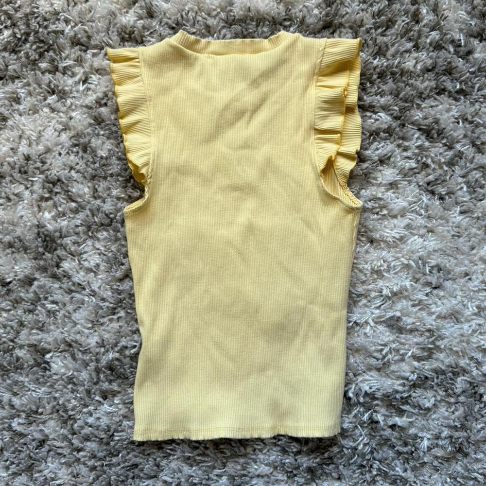 Yellow Sleeveless Ruffle Top - Picture 4 of 6